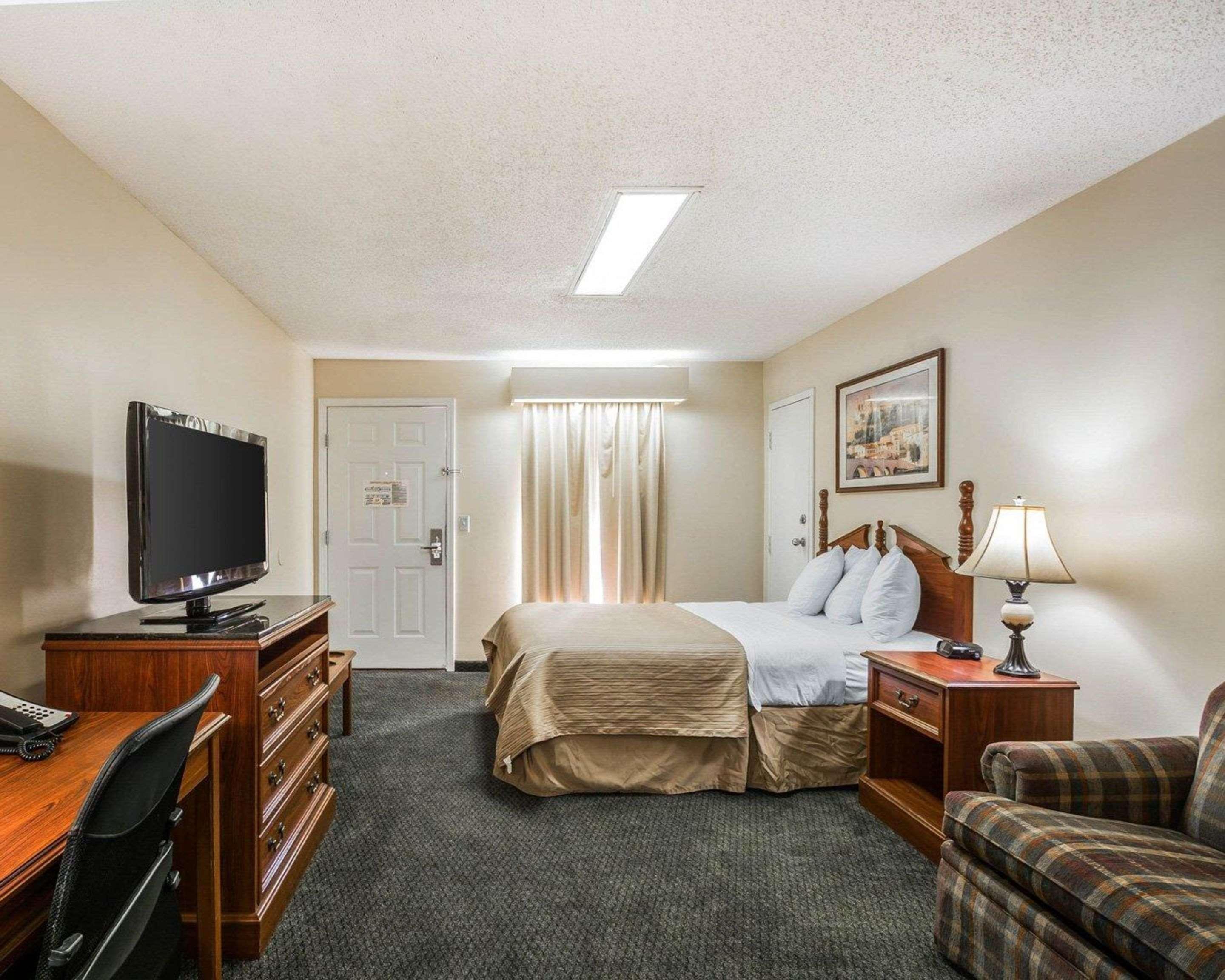 Quality Inn Bainbridge Exterior photo